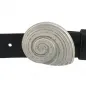 Preview: Design Gürtelschnalle Shell swirl silber creme von Umjubelt - am Gürtel